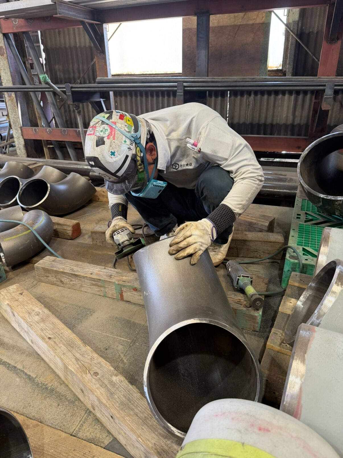 配管加工・研磨・鉄骨製作（自社工場）
